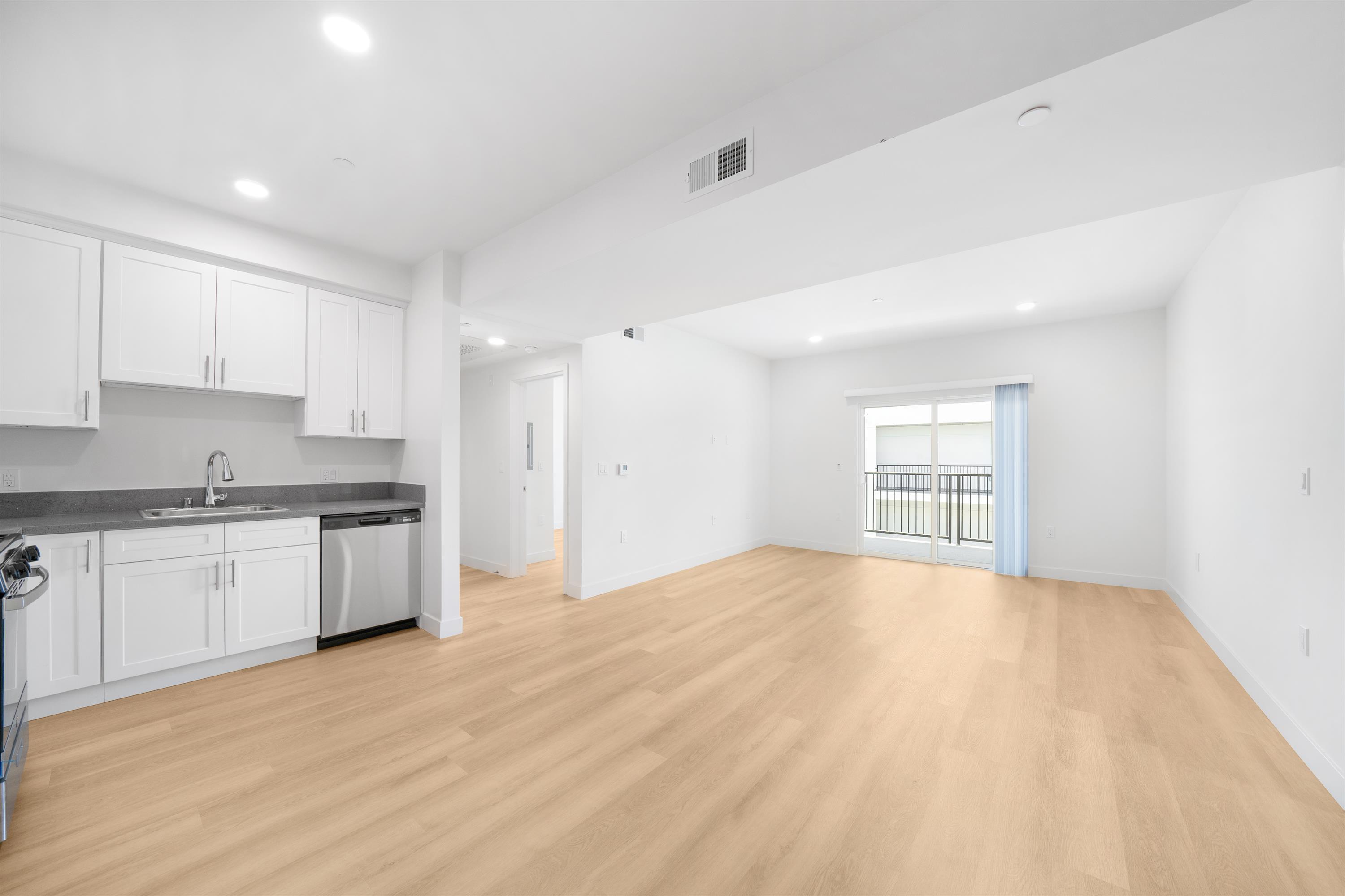14825 Delano Street - 310